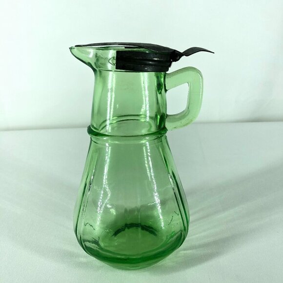 Vintage Hazel Atlas Green Uranium Depression Glass Syrup Pitcher With Lid 6”Tall - Picture 1 of 7